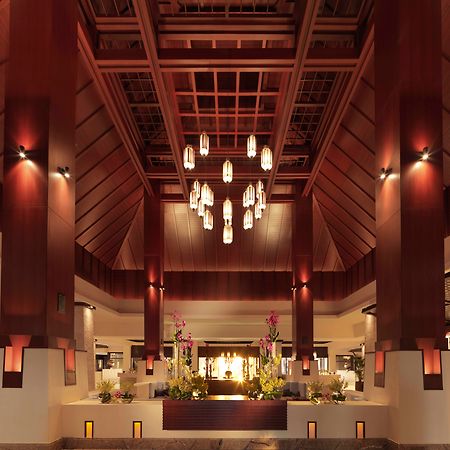 Anantara The Palm Dubai Resort Esterno foto The lobby of the hotel
